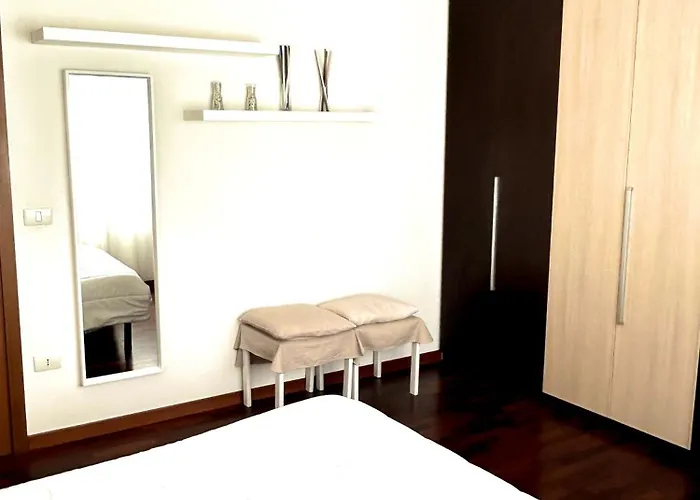 White Centro Daire *